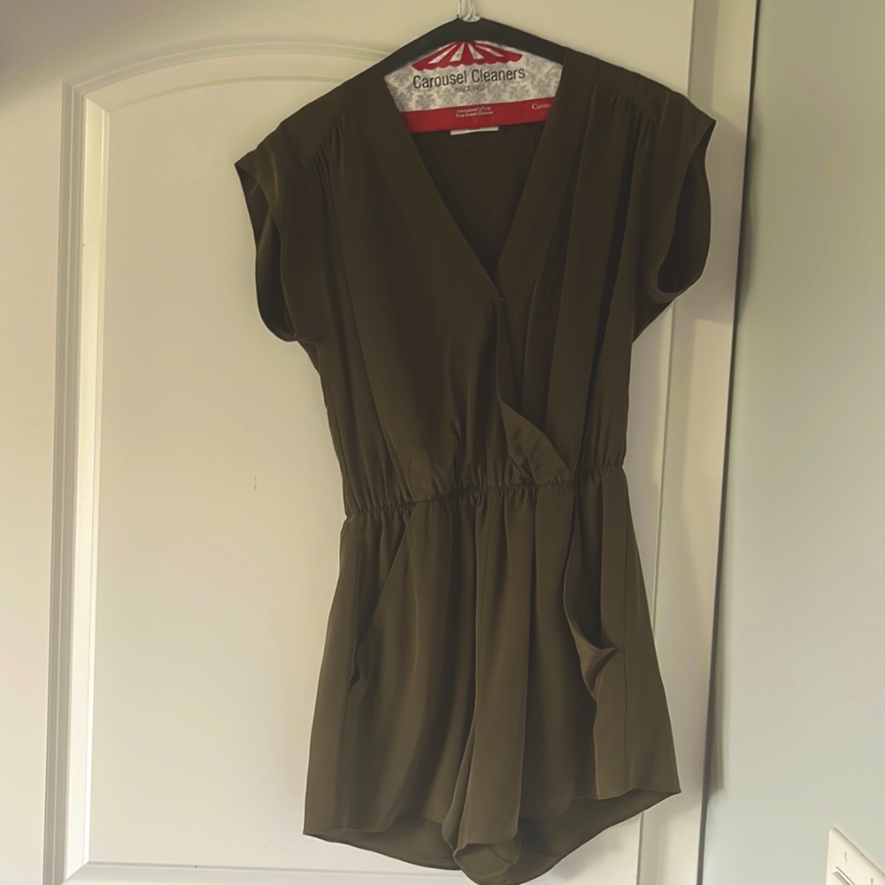 Babaton Corbett romper size small olive green
